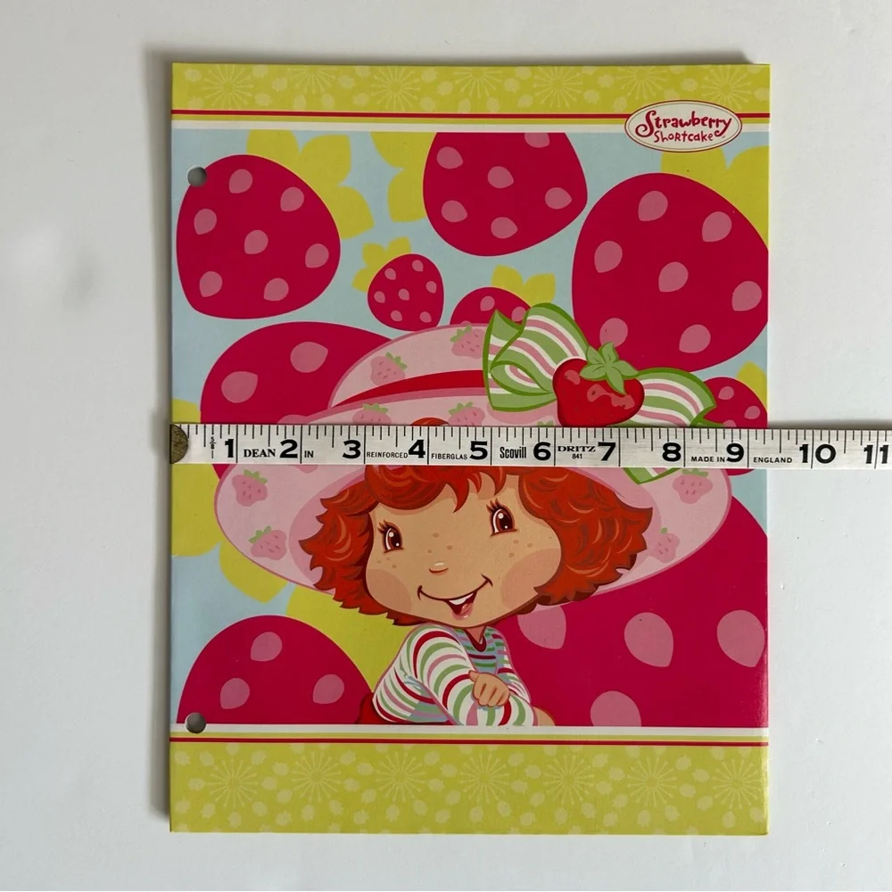 Bundle of 2 Strawberry Shortcake School Folders American Greetings Vintage 2006